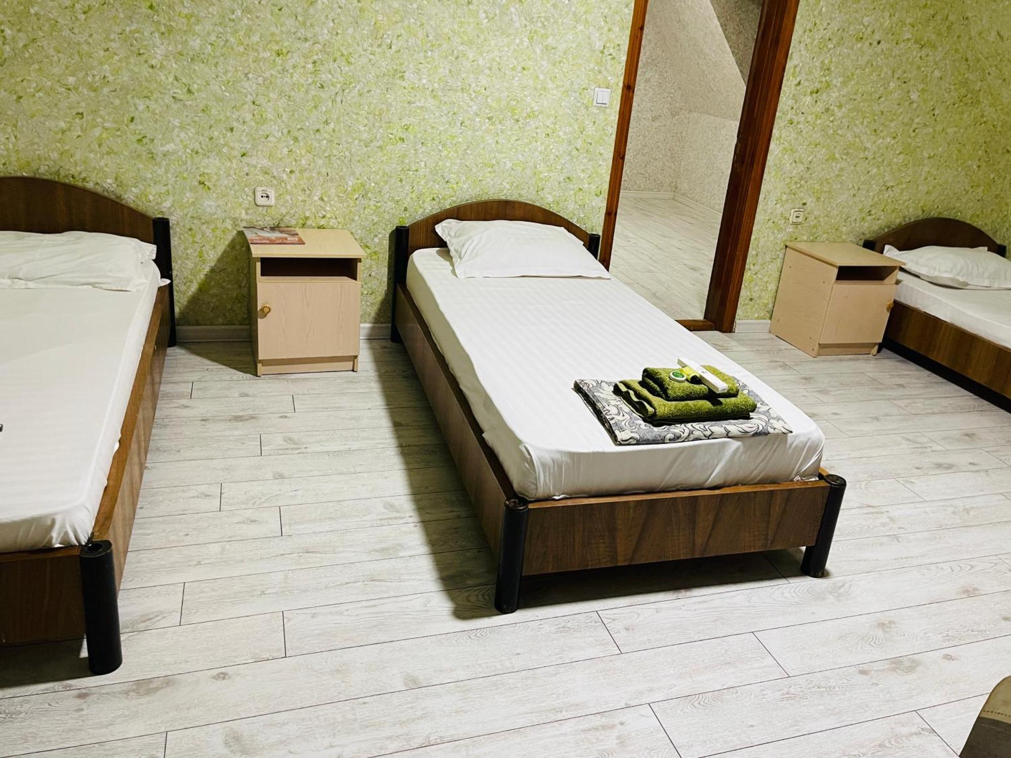 Green Hotel Tashkent Exterior photo